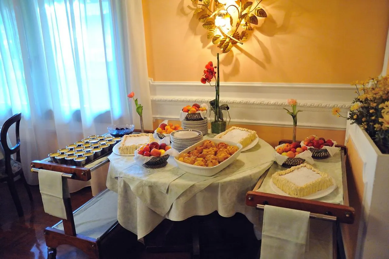 Hotel Savona Montecatini Terme 3*,
