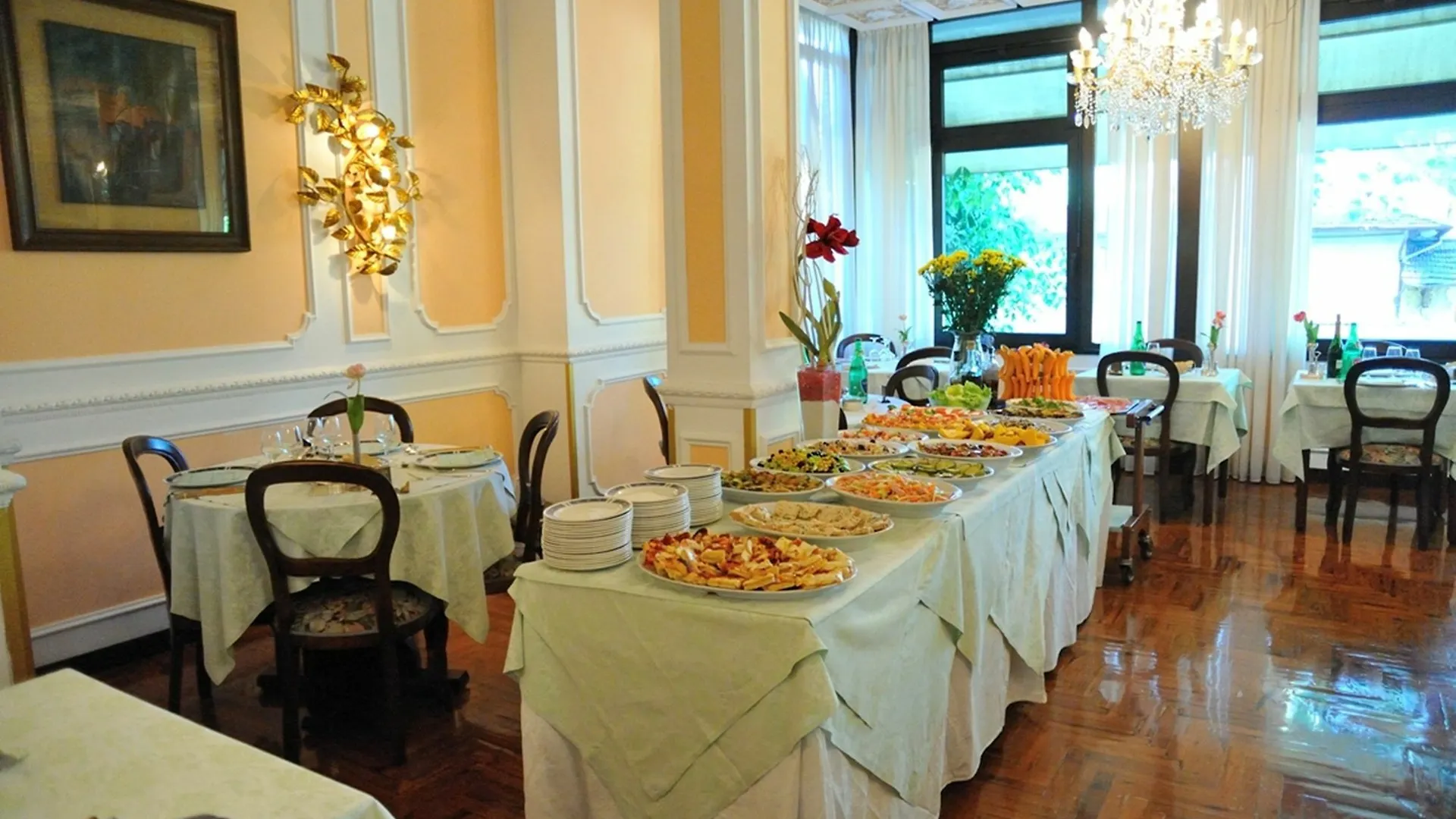 Hotel Savona Montecatini Terme 3*,
